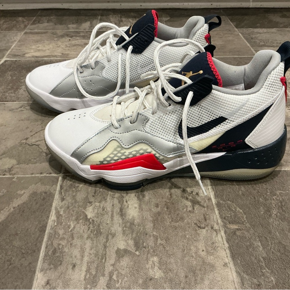 Nike Jordan Zoom '92 Sneakers